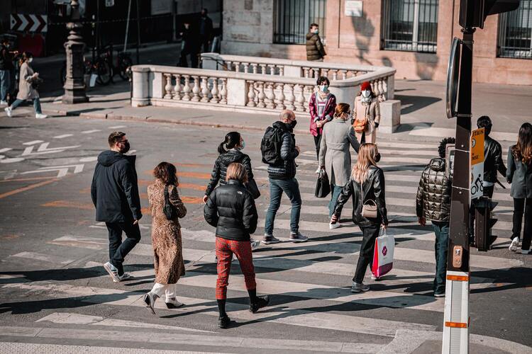 people following california pedestrian laws