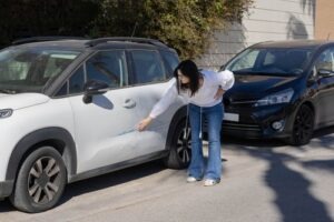 THE TWO TYPES OF COMPENSATORY DAMAGES (EXPLAINED)