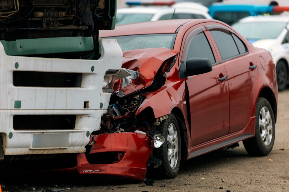 ¿Es un camión más seguro que un coche en un accidente?