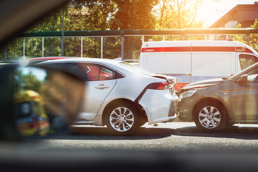 ¿Qué causa la mayoría de los accidentes de tráfico en California?